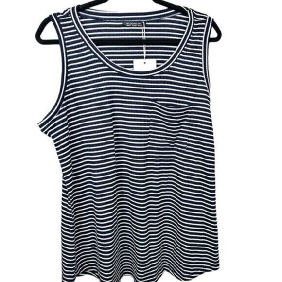 NWT BloomChic Plus Size Navy White Stripe Ribbed Tank Top Front Pocket - Size 1X - Picture 1 of 4